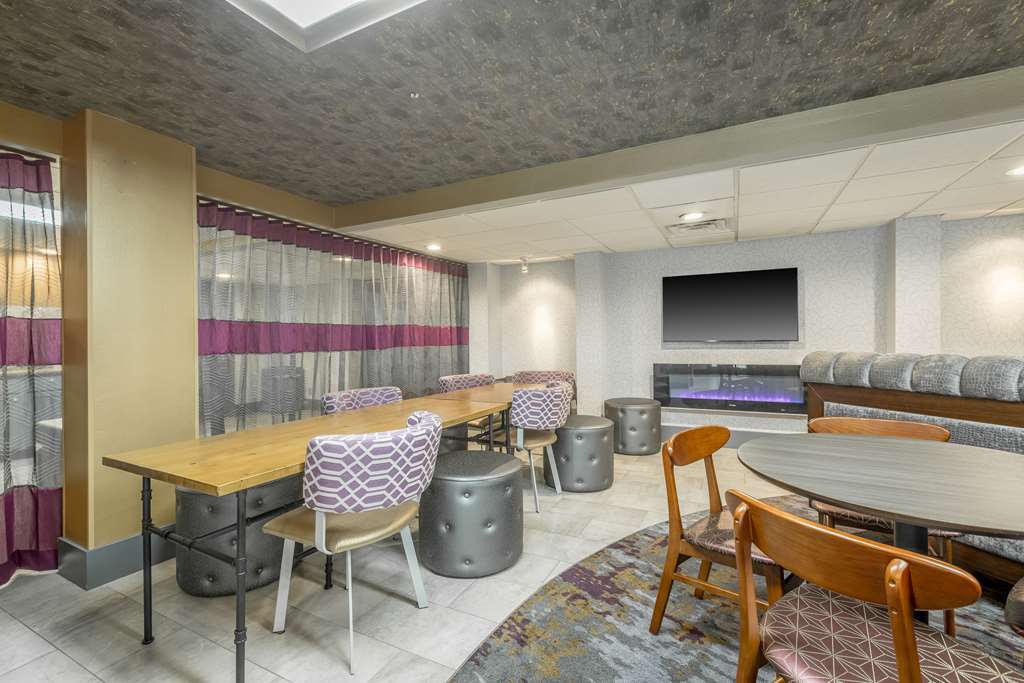 District 3 Hotel, Ascend Hotel Collection Чатануга Интериор снимка